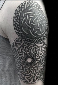 大臂凯尔特风格黑色各种结纹身图案
