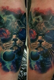 彩绘太空行星和猫插画风格纹身图案