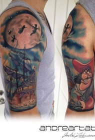 大臂彩色卡通海盗船与海盗纹身图案