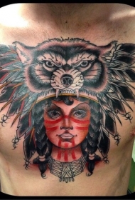 胸部现代风格彩色印度女人与狼头盔纹身图案