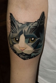 手臂彩色猫的头部纹身图案
