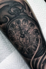 腿部黑灰写实的时钟纹身图案