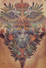 胸部old school彩色狮子花朵和翅膀纹身图案