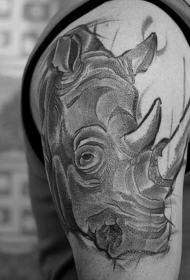 大臂雕刻风格黑色犀牛头纹身图案