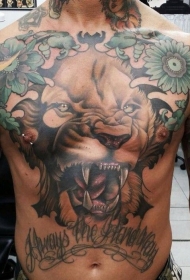胸部巨大的咆哮的狮子纹身图案