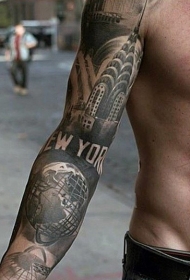 手臂惊人的纽约主题黑色纹身图案