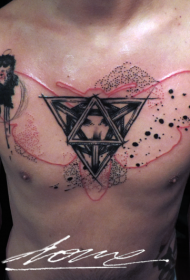 胸部神秘的彩色蝴蝶轮廓与几何符号纹身图案