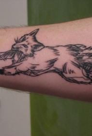 黑色细绒毛狐狸手臂纹身图案