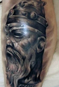 线条黑色维京战士头像纹身图案