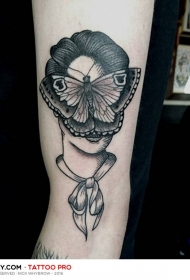 手臂女人肖像结合蝴蝶黑色线条纹身图案