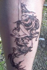 优雅的美人鱼黑色小腿纹身图案