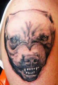 大臂攻击性的狗头纹身图案