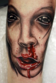可怕的女人流血肖像纹身图案