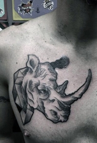 胸部黑色线条犀牛雕像纹身图案