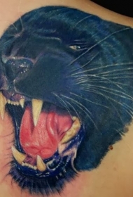 写实的黑豹头像纹身图案