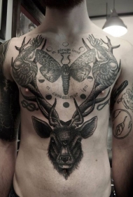 胸部和腹部华丽的黑色鹿头与蝴蝶蜗牛纹身图案
