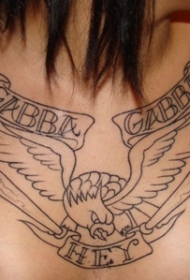 胸部老鹰英文纹身图案