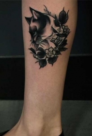 小腿old school黑白猫与花朵纹身图案
