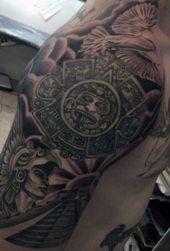 手臂华丽的黑色玛雅武士与寺庙和鸽子纹身图案