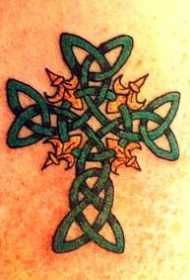 爱尔兰凯尔特结十字架纹身图案
