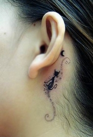 耳朵后面黑猫月亮纹身图案