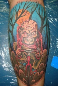 小腿卡通僵尸骑自行车彩色纹身图案