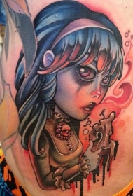 腰部可爱的卡通小巫婆与蜡烛纹身图案