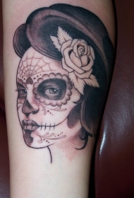 墨西哥经典死亡女郎和玫瑰纹身图案
