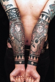 手臂old school黑色中世纪国王纹身图案