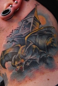 颈部卡通彩绘吸血鬼蝙蝠和旧钟楼纹身图案