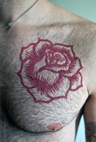 胸部奇妙的红色玫瑰花纹身图案