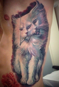 腰部可怕的吸烟双面猫纹身图案