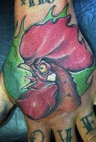 手背卡通彩色小公鸡头部纹身图案