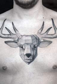 胸部半几何半雕式黑色鹿头纹身图案