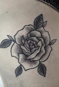 黑色点刺经典的玫瑰与叶子纹身图案