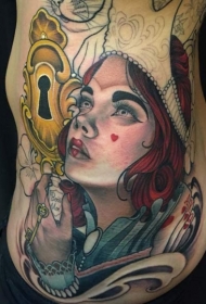 腰部old school神秘小丑女人与金锁钥匙纹身图案