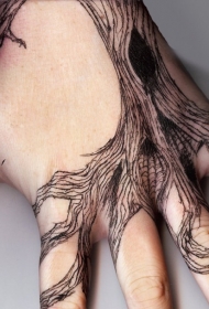 手背个性的黑色树纹身图案