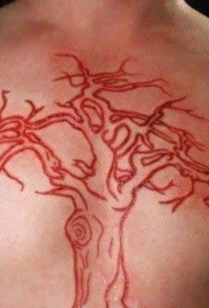 胸部红色的松树割肉纹身图案