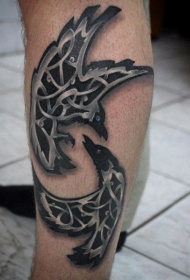小腿凯尔特结组合乌鸦纹身图案