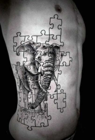 侧肋雕刻风格黑色拼图与大象纹身图案