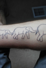 小腿简单的大象家族纹身图案