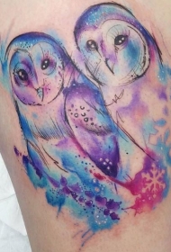 美丽的水彩猫头鹰雪花纹身图案