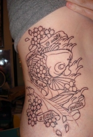 腰侧线条鲤鱼与花朵纹身图案