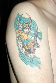 大臂彩绘羽翼头盔维京战士纹身图案