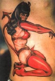 恶魔肌肉女孩纹身图案