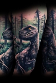 自然森林中恐龙纹身图案