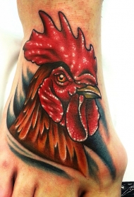 脚背彩色公鸡头像纹身图案