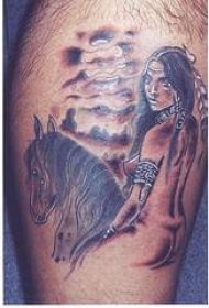 腿部棕色裸体印度女孩纹身图片