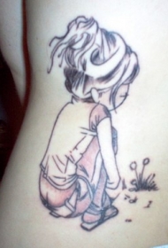 腰侧简约悲伤的小女孩纹身图案