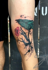 腿部new schoolg个性花朵与鸟纹身图案
